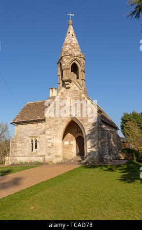 Sevington villaggio vittoriano scuola, Sevington , vicino Grittleton, Wiltshire, Inghilterra, Regno Unito costruito 1848 da Giuseppe Neeld Foto Stock