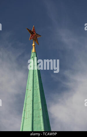 Stella Rossa in cima Guglia del Cremlino, Piazza Rossa di Mosca, Russia Foto Stock