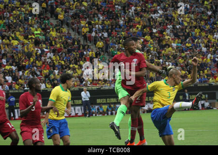 Il Brasile. 05 Giugno, 2019. Gentile partita di calcio tra Brasile e Qatar a Mane Garrincha Stadium di Brasilia. Credito: Niyi Fote/Thenews2/Pacific Press/Alamy Live News Foto Stock