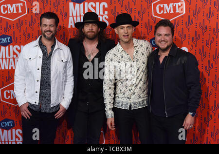 NASHVILLE, Tennessee - Giugno 05: James Young, Mike Eli, Chris Thompson, Jon Jones di Eli banda di giovani frequentano il 2019 CMT Music Awards a Bridgestone Arena a giugno 05, 2019 a Nashville, nel Tennessee. Foto: Nathan Cox per imageSPACE/MediaPunch Foto Stock