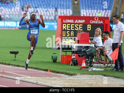 Roma, Italia - Jun 06: Brittney Reese DI STATI UNITI D'AMERICA compete in Donne Salto in lungo evento durante la IAAF Diamond League 2019 Golden Gala Pietro Mennea a Roma (credito: Mickael Chavet/Zuma/Alamy Live News) Foto Stock