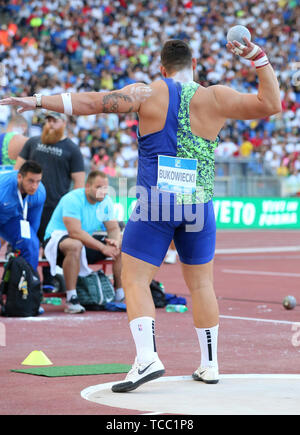 Roma, Italia - Jun 06: Konrad Bukowiecki di Polonia compete in uomini colpo messo evento durante la IAAF Diamond League 2019 Golden Gala Pietro Mennea a Roma (credito: Mickael Chavet/Zuma/Alamy Live News) Foto Stock