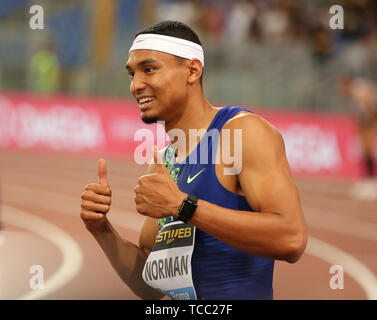 Roma, Italia - Jun 06: Michael Norman NEGLI STATI UNITI D' AMERICA compete in Uomini 200m evento durante la IAAF Diamond League 2019 Golden Gala Pietro Mennea a Roma (credito: Mickael Chavet/Zuma/Alamy Live News) Foto Stock