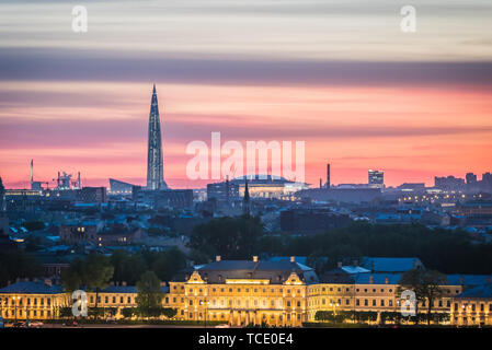 San Pietroburgo. RUSSIA - Maggio 16, 2019. Il grattacielo "Lakhta center' (Gazprom headquarters) vista notturna. Foto Stock