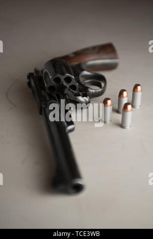 Western revolver sei shooter pistola con proiettili Foto Stock