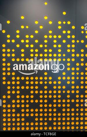 Andare Amazon Store, American automatizzato della catena di supermercati, supermercato senza contanti, Seattle, Washington, USA, America del Nord Foto Stock