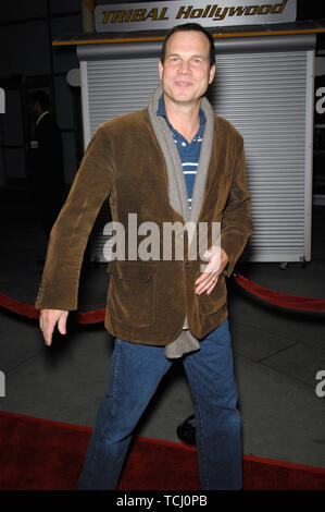 LOS ANGELES, CA. 30 novembre 2006: Bill Paxton presso il Los Angeles premiere di 'Starter per 10'. © 2007 Paul Smith / Featureflash Foto Stock