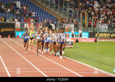 Roma, Italia - Jun 06: le donne 1500m evento durante la IAAF Diamond League 2019 Golden Gala Pietro Mennea a Roma Foto Stock