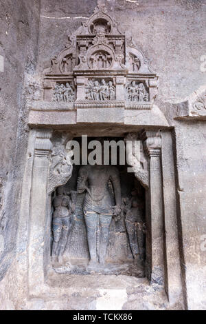 Falegname (Grotta Grotta buddista 10), Grotte di Ellora, rock-cut-monastero grotta del tempio, Aurangabad distretto di Maharashtra, India. Foto Stock