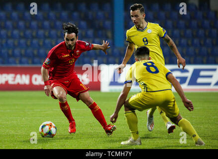 A PODGORICA MONTENEGRO - Giugno 07: durante il 2020 il Campionato Europeo UEFA gruppo un match di qualificazione tra il Montenegro e il Kosovo a Podgorica City Stadium il 7 giugno 2019 a Podgorica, Montenegro MB Media Foto Stock