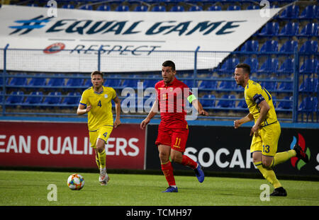 A PODGORICA MONTENEGRO - Giugno 07: Fatos Beciraj del Montenegro durante il 2020 il Campionato Europeo UEFA gruppo un match di qualificazione tra il Montenegro e il Kosovo a Podgorica City Stadium il 7 giugno 2019 a Podgorica, Montenegro MB Media Foto Stock