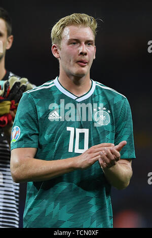 Tripudio finale: Julian Brandt (Germania). GES/calcio/Qualificazioni europee: Bielorussia - Germania, 08.06.2019 Calcetto: Qualificazioni europee: Bielorussia vs. Germania, Minsk, Giugno 8, 2019 | Utilizzo di tutto il mondo Foto Stock