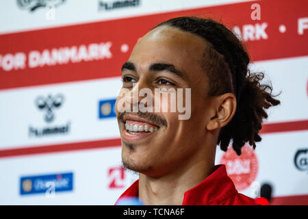 Copenhagen, Danimarca. 09 Giugno, 2019. Danimarca Copenhagen - Giugno 9, 2019. Yussuf Poulsen del Danish National football team visto durante una conferenza stampa prima dell'EURO 2020 match di qualificazione contro la Georgia in Telia Parken. (Photo credit: Gonzales foto/Alamy Live News Foto Stock