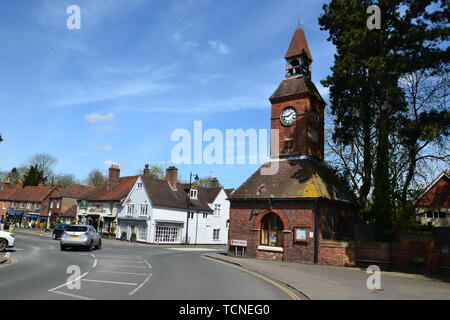 Wendover clock tower, Wendover Town Center, Buckinghamshire, UK Foto Stock