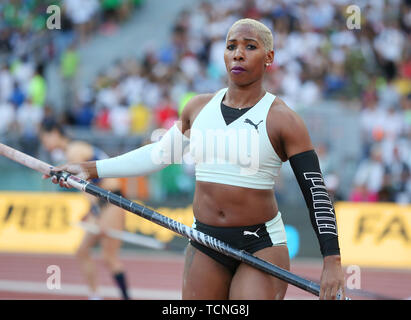 Roma, Italia - Jun 06: Yarisley Silva di Cuba compete in donne caso Pole Vault durante la IAAF Diamond League 2019 Golden Gala Pietro Mennea in R Foto Stock