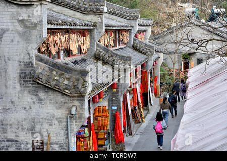 Fotografato in Wudang montagna, provincia di Hubei in aprile 2019 Foto Stock