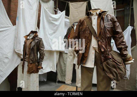 Belstaff collezione in una presentazione durante la London Fashion Week Uomo SS20 a Haggerston Dock, Londra. Premere l'associazione. Picture Data: domenica 9 giugno 2019. Foto di credito dovrebbe leggere: Isabel Infantes/PA FILO Foto Stock