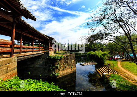 Ponte dell'arcobaleno Foto Stock