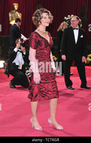 LOS ANGELES, CA. 24 febbraio 2008: Julie Christie all'ottantesimo annuale di Academy Awards il Kodak Theatre, Hollywood, CA. © 2008 Paul Smith / Featureflash Foto Stock