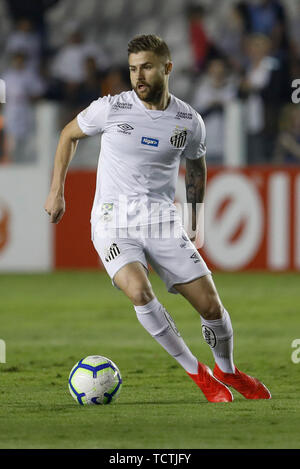 Il Santos, Brasile. 09 Giugno, 2019. Eduardo Sacha durante Santos vs Atlético MG gioco, tenutasi a Vila Belmiro Stadium di Santos, SP. Il match è valido per il 8° round del campionato brasiliano 2019. Credito: Ricardo Moreira/FotoArena/Alamy Live News Foto Stock