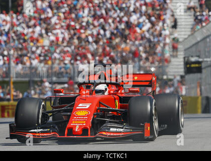 Quebec, Canada. Il 9 giugno, 2019. SEBASTIAN VETTEL della Germania alla guida della (5) Scuderia Ferrari SF90 durante il Gran Premio di F1 del Canada sul Circuito Gilles Villeneuve il 9 giugno 2019 a Montreal, Canada. Credito: Andrew mento/ZUMA filo/Alamy Live News Foto Stock