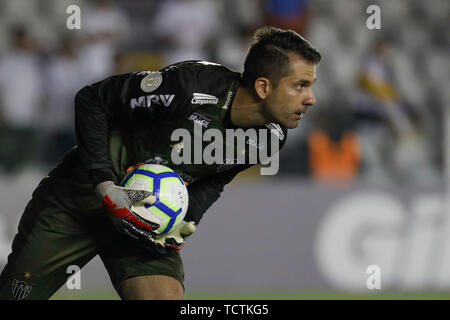 Il Santos, Brasile. 09 Giugno, 2019. Victor durante Santos vs Atlético MG corrispondono, tenutasi a Vila Belmiro Stadium di Santos, SP. Il match è valido per il 8° round del campionato brasiliano 2019. Credito: Ricardo Moreira/FotoArena/Alamy Live News Foto Stock