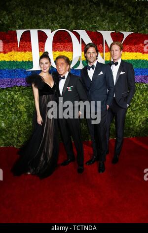 New York, Stati Uniti d'America. Il 9 giugno, 2019. All'arrivo 73rd annuale di Tony Awards, Radio City Music Hall al Rockefeller Center di New York, NY Giugno 9, 2019. Credito: Jason Mendez/Everett raccolta/Alamy Live News Foto Stock