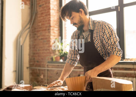 Preparazione di Clay Foto Stock