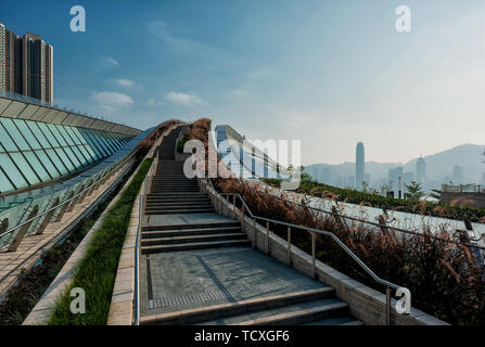 Lo scenario della città di West Kowloon ad alta velocità ferroviaria Dalla Stazione di Hong Kong Foto Stock