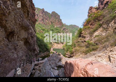 Montagna Fuxi Fuxi Grand Canyon Sanquan Lake Scenic Area, Xinmi City, Zhengzhou City, nella provincia di Henan Foto Stock