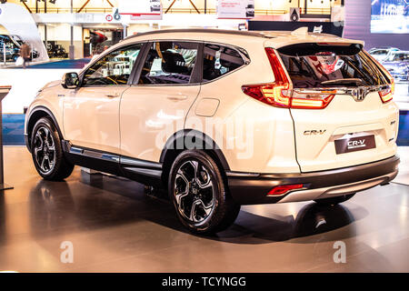 Bruxelles, Belgio, Jan 20, 2019: metallic bianco tutti nuova Honda CR-V a Bruxelles Motor Show, crossover compatto prodotto da Honda Foto Stock