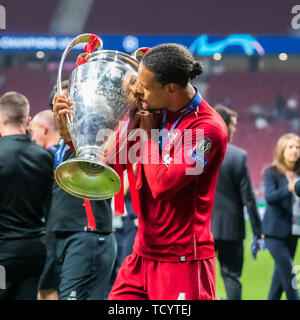 1 giugno 2019 a Madrid, Spagna Soccer finale di Champions League: Tottenham Hotspur v Liverpool l+r Virgilio Van Dijk(Liverpool FC) Foto Stock