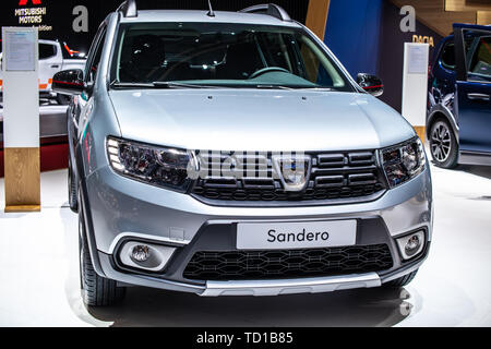 Ginevra, Svizzera, Marzo 06, 2019: DACIA SANDERO a Ginevra International Motor Show, seconda generazione, Automobile Dacia booth, auto rumeno Foto Stock