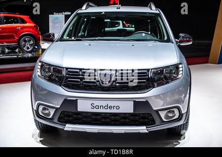 Ginevra, Svizzera, Marzo 06, 2019: DACIA SANDERO a Ginevra International Motor Show, seconda generazione, Automobile Dacia booth, auto rumeno Foto Stock