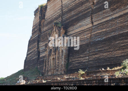 Mingon pagoda, antica città di Mingon, Myanmar Foto Stock