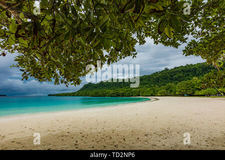 Famosa spiaggia Champagne, Vanuatu, Espiritu Santo isola vicino Luganville, Sud Pacifico Foto Stock