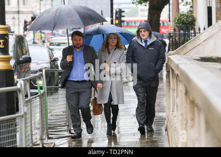 Esther McVey MP (C), il candidato per la leadership del partito conservatore e per diventare primo Ministro arriva al gruppo di Bruges la manifestazione "Leadership Brexit" evento in Westminster, Londra. Il gruppo di Bruges è un think tank con sede nel Regno Unito, si raccomanda per una ristrutturazione della Gran Bretagna il rapporto con l'Unione europea e altri paesi europei. Foto Stock