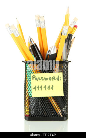 Password ricorda e forniture per ufficio, isolato su bianco Foto Stock