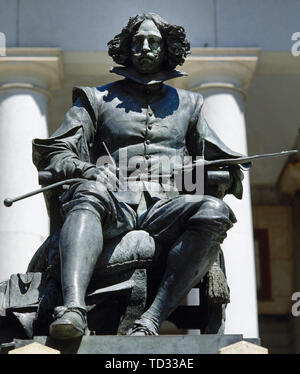 Spagna. Madrid. Statua in bronzo del pittore Diego Velazquez(1599-1660) presso l'entrata principale del Museo del Prado. Da Aniceto Marinas nel 1899. Foto Stock