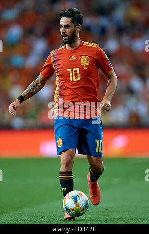 MADRID, Spagna - 10 giugno: Isco di Spagna in azione durante UEFA EURO 2020 qualifier match tra la Spagna e la Svezia a Santiago Bernabeu il 10 giugno 2019 a Madrid, Spagna. (Foto di David Aliaga/MB Media) Foto Stock