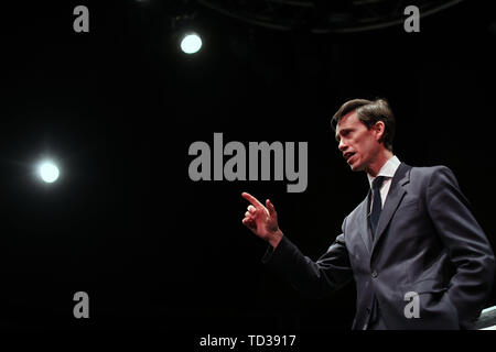 Rory Stewart in occasione del lancio della sua campagna per diventare leader del conservatore e il Partito unionista e il Primo Ministro presso il underbelly Festival sulla riva sud del fiume Tamigi e il centro di Londra. Foto Stock