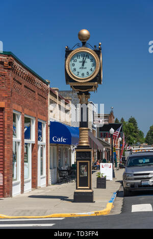 La città orologio sulla strada principale di Rosalia, Pallouse, Washington, Stati Uniti d'America. Foto Stock