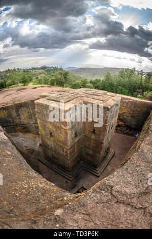 Scavato nella roccia chiesa monolitica di Bet Giyorgis (Chiesa di San Giorgio) in Lalibela , Etiopia Foto Stock