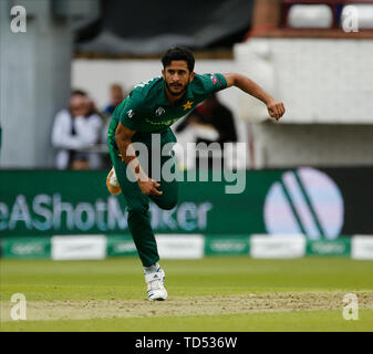 Taunton, Regno Unito. 12 Giugno, 2019. Coppa del Mondo di cricket, Australia contro il Pakistan; Hasan Ali del Pakistan Credit: Azione Plus immagini di sport/Alamy Live News Foto Stock