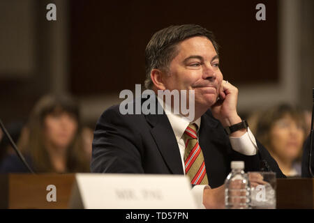 Washington DC, Stati Uniti d'America. 12 Giugno, 2019. Il commissario della Commissione federale delle comunicazioni Michael O'Reilly al comitato del Senato il commercio, la scienza, e Trasporto udienza del Campidoglio di Washington, DC il 12 giugno 2019. Credito: Stefani Reynolds/CNP/ZUMA filo/Alamy Live News Foto Stock