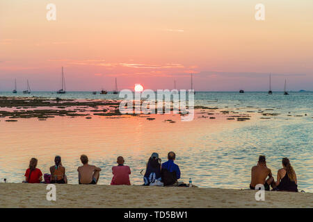 Tramonto a Ko Lipe, in Tarutao National Marine Park, Thailandia, Sud-est asiatico, in Asia Foto Stock