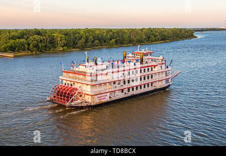 La Georgia regina sul fiume Foto Stock