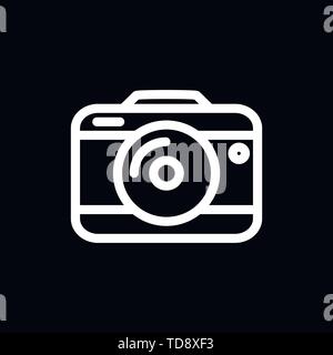Icona fotocamera in elegante stile piatto isolato su sfondo Illustrazione Vettoriale