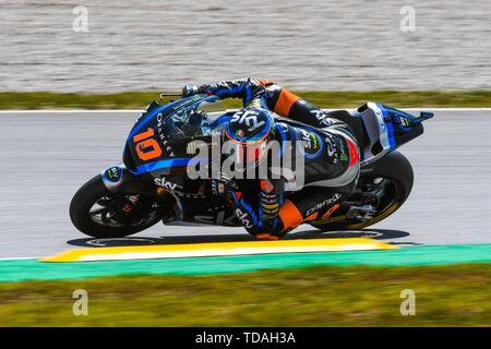 LUCA MARINI (10) di Italia e SKY Racing Team VR46 durante il moto 2 Prove Libere 2 del Ctalunya Grand Prix al Circuito de Barcelona pista di Montmelo, in Spagna il 14 giugno 2019 (Foto: Alvaro Sanchez) Credito: CORDON PREMERE/Alamy Live News Foto Stock