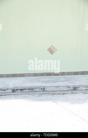 Parete in ceramica, marciapiede, São Paulo, Brasile Foto Stock